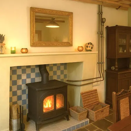 Charente Cozy Family Winter Retreat *