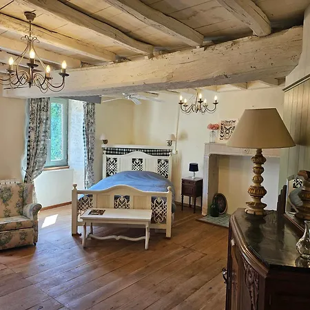 Charente Cozy Family Winter Retreat Theil-Rabier