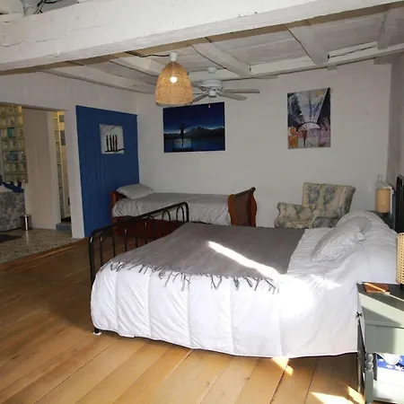 펜션 Charente Cozy Family Winter Retreat Theil-Rabier