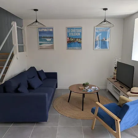 Charente Cozy Family Winter Retreat *